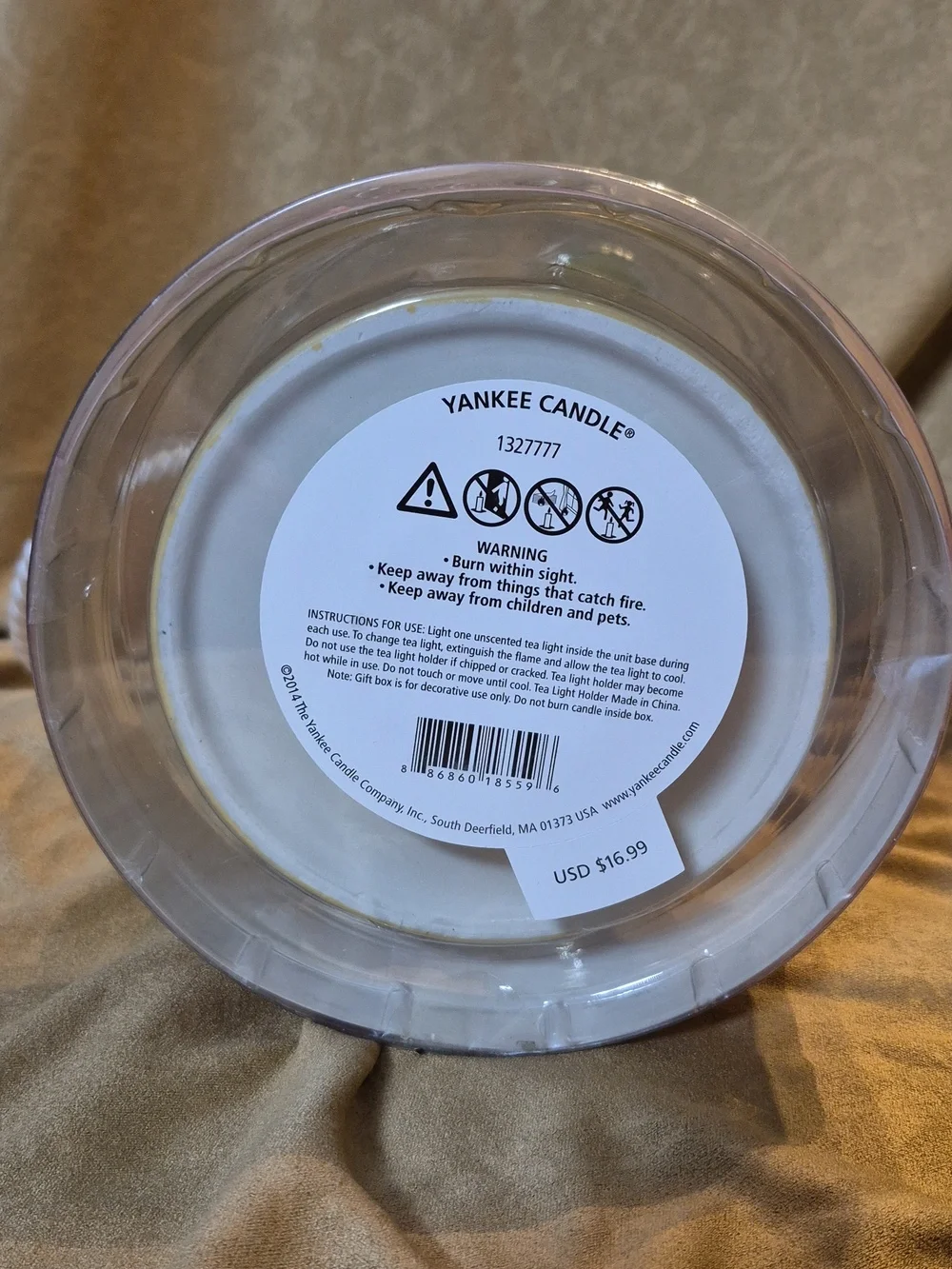 Yankee Candle•Beehive Luminary Gift Set•Meadow Showers Tea Lights (4) - Picture 8 of 8